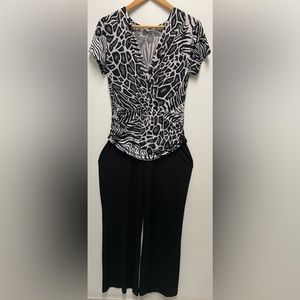 IXS Women’s Mixed Animal Print Jumpsuit Color: Black and White  Size: M